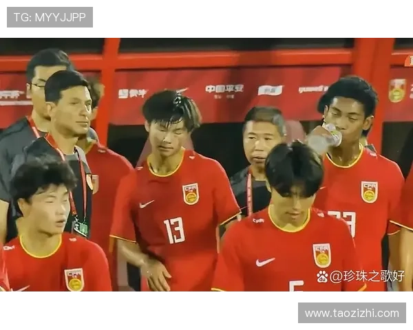 国足半场尴尬遭遇两球落后 射门仅两次 国足半场尴尬遭遇两球落后 射门仅两次