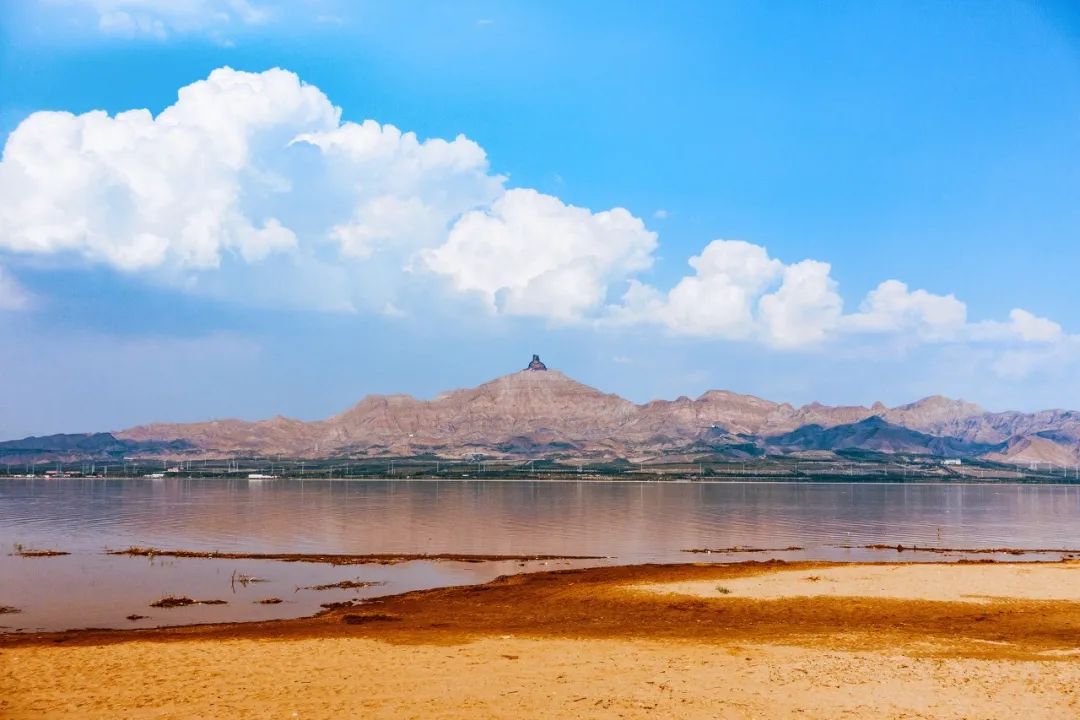 乌海,绿色发展转型的绿色奇迹之城